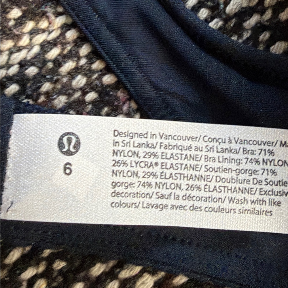 lululemon athletica Navy Sports Bra. All day breeze bra size 6 - Picture 4 of 6